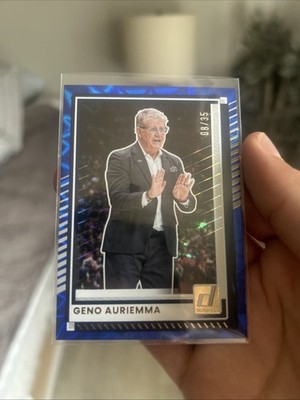 Blue Explosion Geno Auriemma /35 2025-26 Donruss Basketball Card