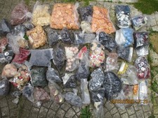 LOTTO QUASI 10 CHILOGRAMMI VECCHI BOTTONI RIMANENZA MERCERIE MOLTI TIPI ANNI '60