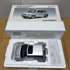 AUTOart 1 18 HONDA CITY TURBO II (SILVER) (WITH MOTOCOMPO IN YELLOW) AUTOart Hon