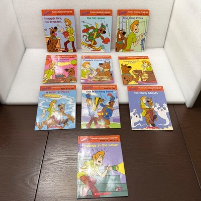 Scooby Doo Phonics Reading Program 10 Books Scholastic (missing book 1 & 4) GUC