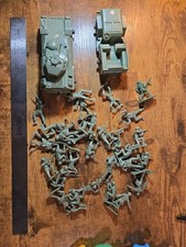 Vintage US Army Toy Tank  Tim Mee Jeep Lot 28 Soldiers Processed Plastic Aurora