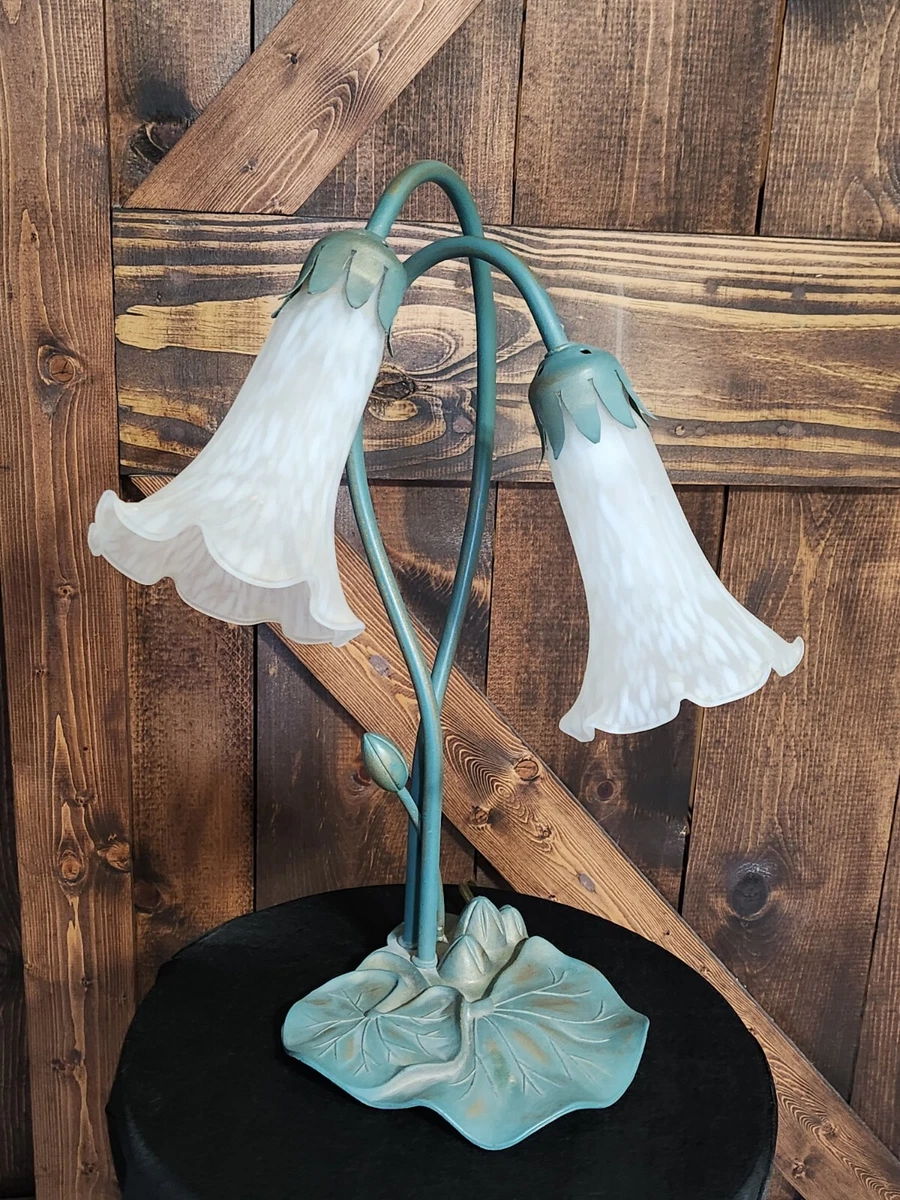 Brand NEW Tiffany Style Lilly Pad Double Light Lamp Art Nouveau 17 Inches Tall