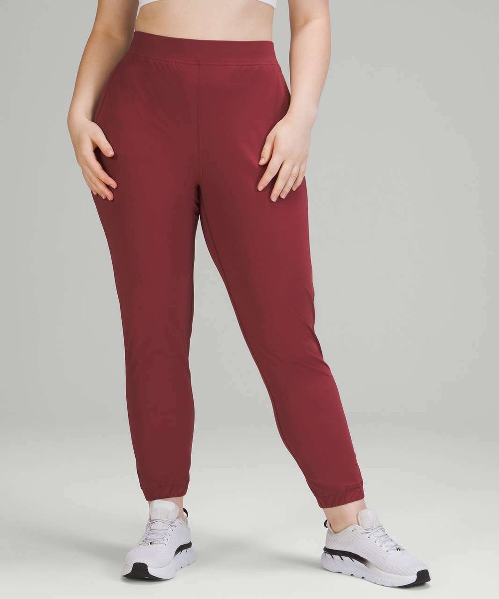 NWT Women Lululemon Adapted State Jogger Size 6 Mulled Wine