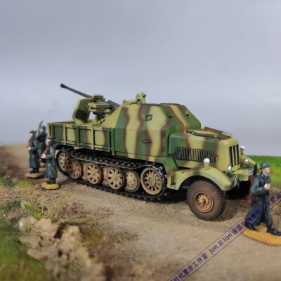1/72 German Sd .Kfz.7/2 Flak37 semi-tracked armored vehicle air defense model #2