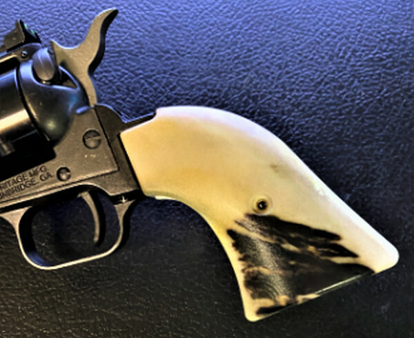 Poignées (grips) Premium Pour Heritage Arms Rough Rider - Modèle Chief, ABS Blanc - Compatible Remplacement - Neuf