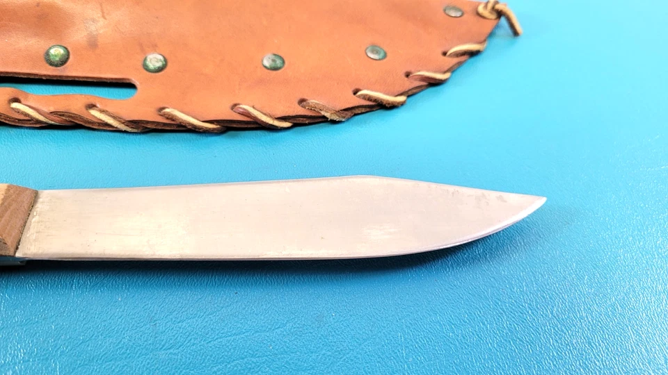 Cuchillo desollador Bowie Hunter 6" hoja fija + funda de cuero TR702 Foto 2 de 4