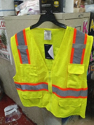 Kishigo Ultra-cool 4 Pocket, Mesh Vest,    XL  Nwt,     806 - product listing photo