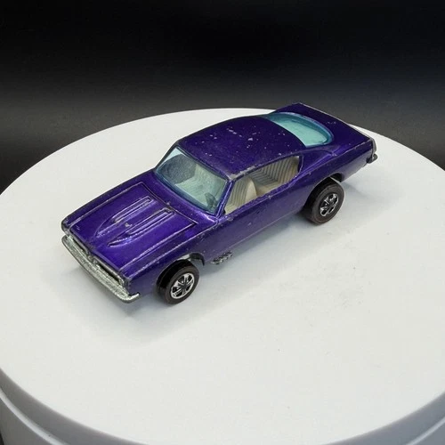 Vintage Hot Wheels Redline Custom Barracuda Purple W/ White Intr. HK - Good Car!
