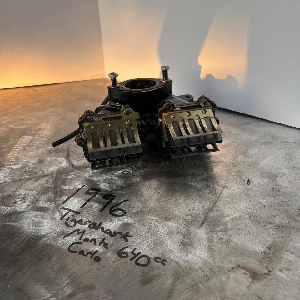 96 Tigershark Barracuda 640 0673-735 colector de admisión pwc lengüetas de válvula Foto 2 de 4