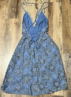 ASTR The Label Drew Plunging Two-Tone Lace Mini Dress Strappy Sz Small Blue | eBay ASTR The Label Drew Plunging Two-Tone Lace Mini Dress Strappy Sz Small Blue | eBay