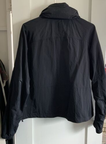 Lululemon Black Cropped Nylon Windbreaker Women’s Jacket Hidden Hood Size 10 - Picture 2 of 7