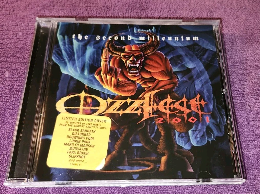 Ozzfest 2001: The Second Millennium limited edition cover slipknot
