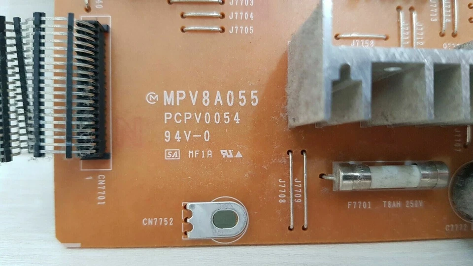 INVERTER RUNTKA278WJZZ PER TV SHARP LC-37XD1E - Immagine 3 di 4