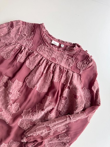 Blusa Campesina Aritzia WILFRED Lourdes Malva Transparente Floral Jacquard, Talla XS - Imagen 6 de 13