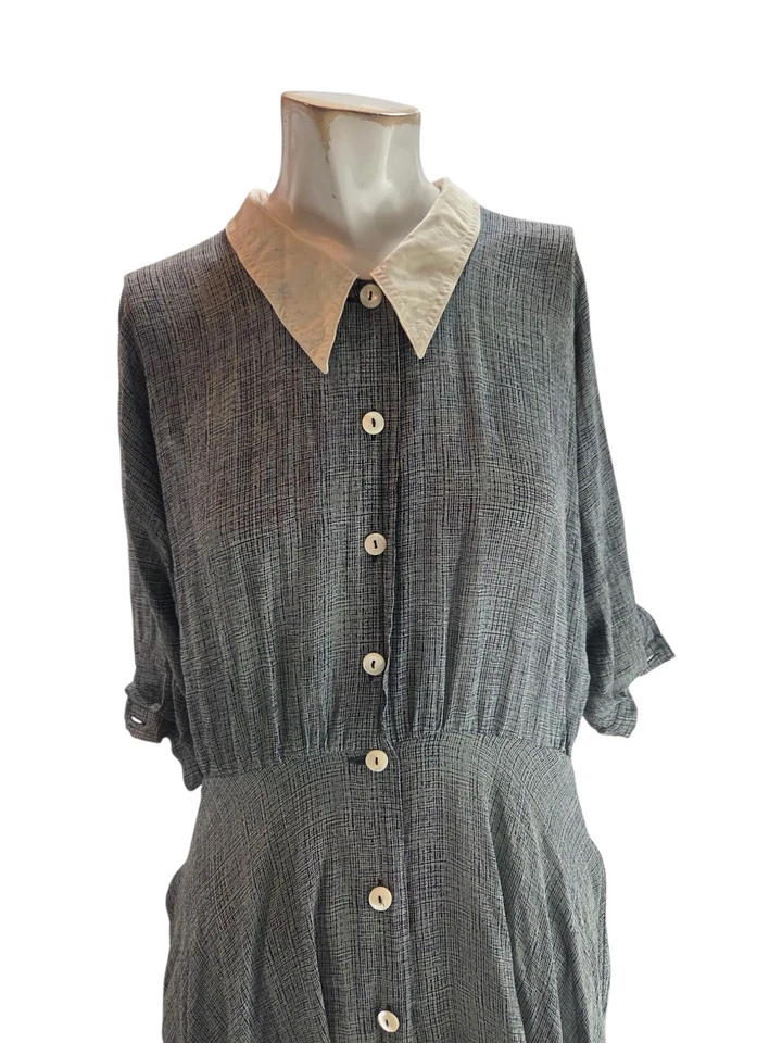 Max Mara Women's Dress 8 Gray Vintage Silk Button Shirt Chiffon - Image 2 of 4