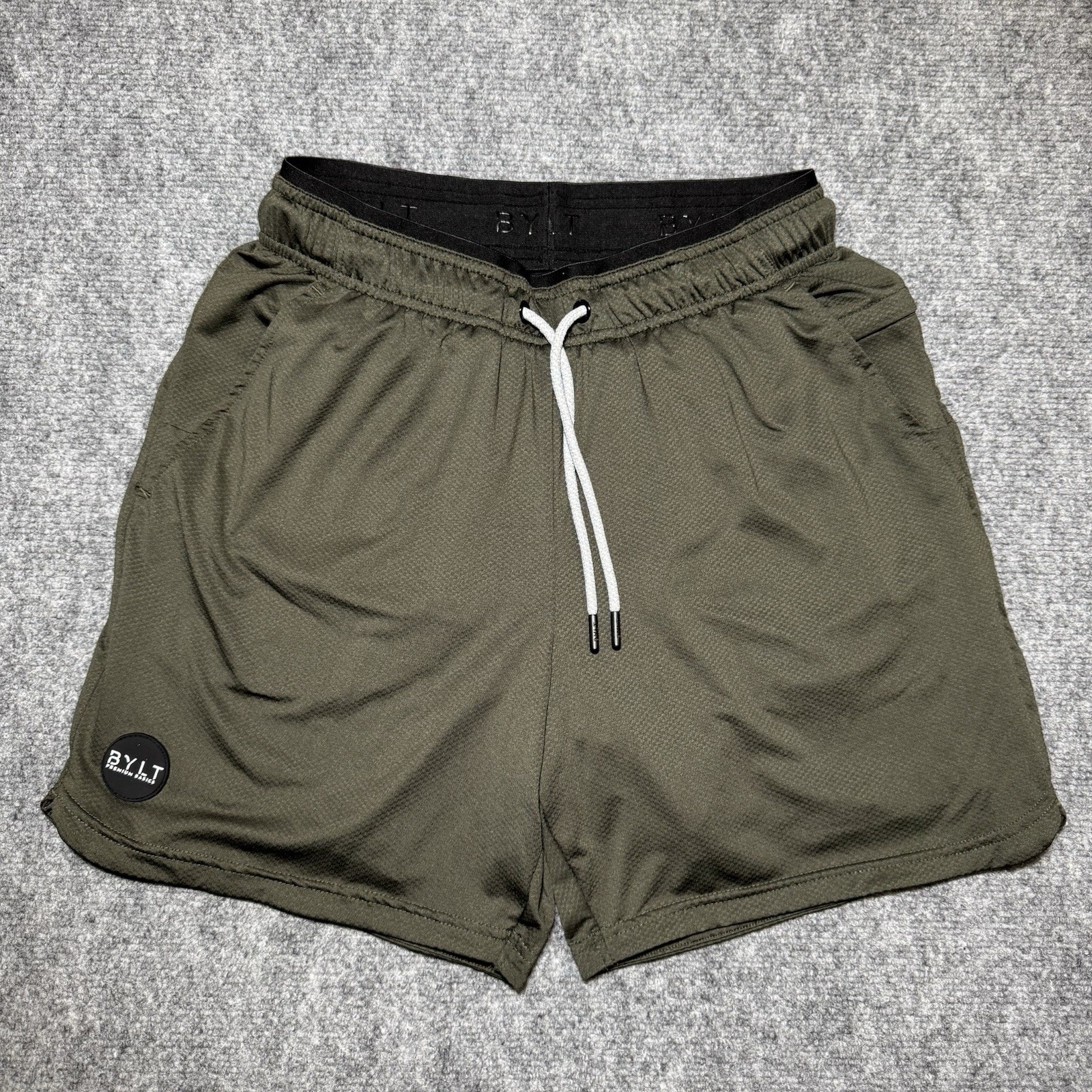 BYLT Size Medium 32-34 Men’s Active Training Green Black Stretch Lined Shorts