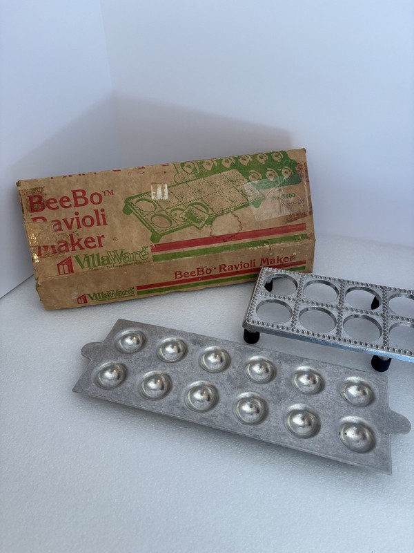 Vintage BeeBo Ravioli Maker By Villaware