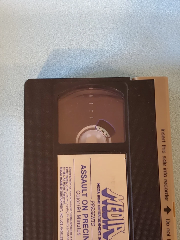 ASSAULT ON PRECINCT 13 VHS MEDIA VIDEO JOHN CARPENTER ACTION LAPD LOS ANGELES - Image 3 of 4