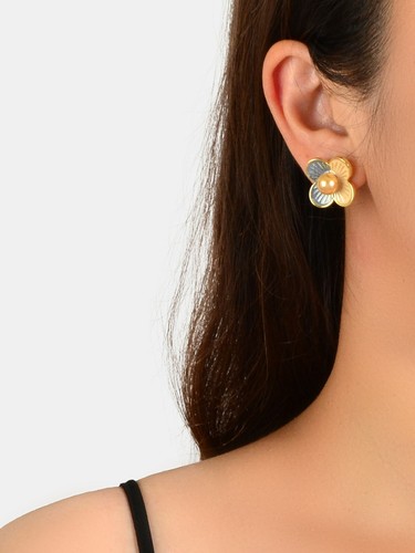Female Jewellery Red Flower Small Pierced Stud Earrings Best Friends Funny Gifts - Picture 84 of 110