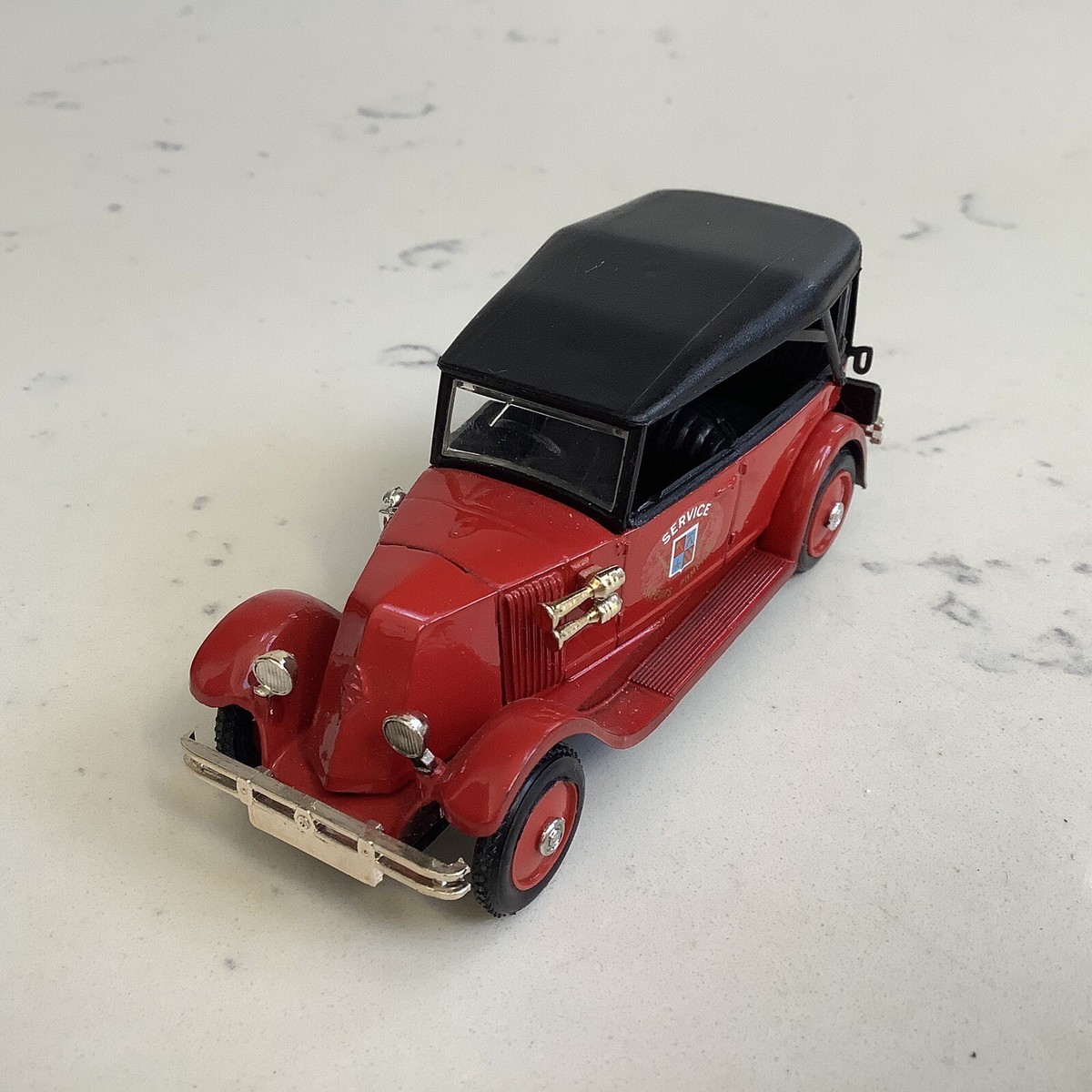 ELIGOR pour Renault boutique NN Torpedo pompiers de 1927 . Boîte