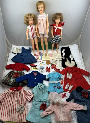 LOT OF VINTAGE 1960's IDEAL POS N PLAY TAMMY AND PEPPER DOLLS W CLOTHES ACCESS