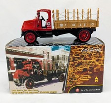 2001 ERTL Collectibles 1918 Mack AC Bulldog Flatbed Truck Diecast Bank 1/32