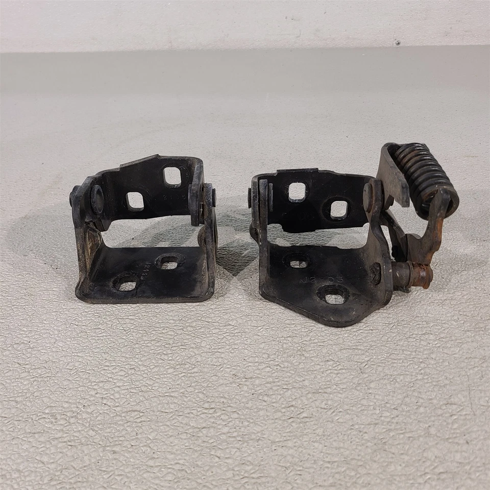 Juego de bisagras de puerta de conductor Corvette C5 97-04 par superior inferior OEM AA7420 Foto 3 de 4