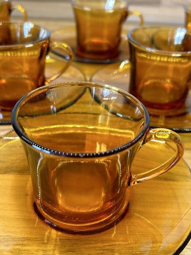 Vintage Duralex Frankreich Braunglas Kaffeetasse & Untertasse 6er Set (insgesamt 12 Teile). - Bild 7 von 11