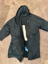 Voited surf/pool/changing robe