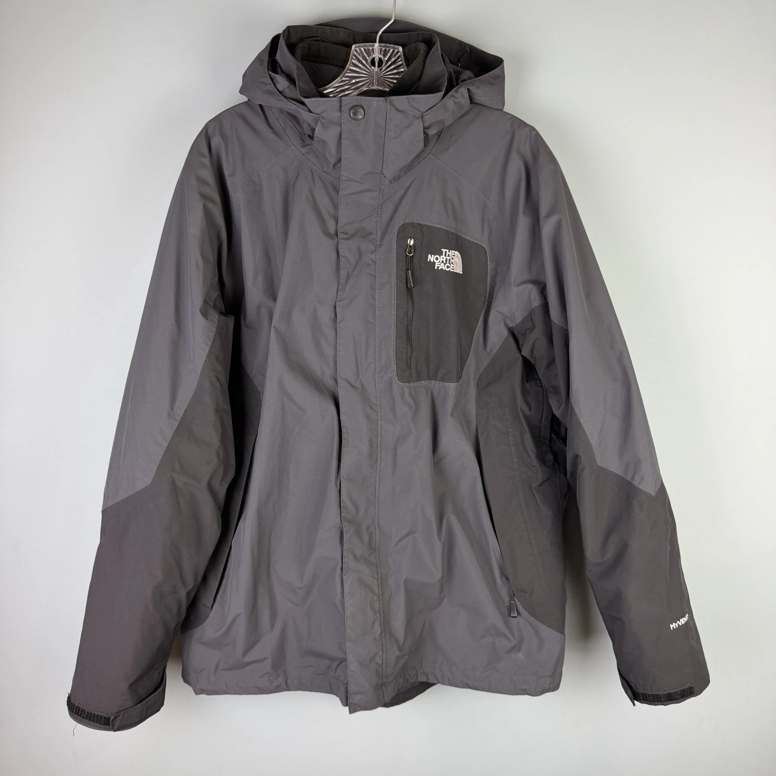 The North Face HyVent Ski Jacket 3-in-1 Fleece Lined Black and Gray Men's Size L