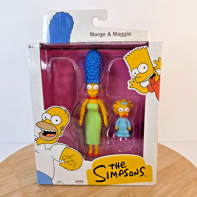 Marge and Maggie Jakks Pacific the Simpsons 5-inch Action Figure Wave 3