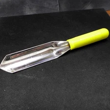 Dalyn Enterprises Nebraska Metal Detector Digging Trowel 1 3/4" W X 11" L