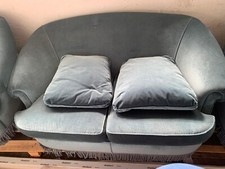 divano 2 posti tessut lungo 2 mt circa verde petrolio stile antico con 2 poltro