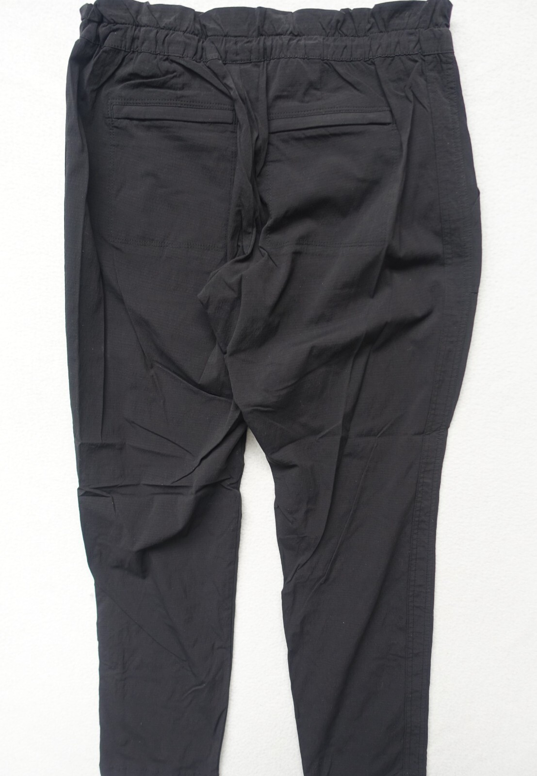 ATHLETA~BLACK RIPSTOP TOGGLE DRAWSTRING NYLON W/S… - image 2