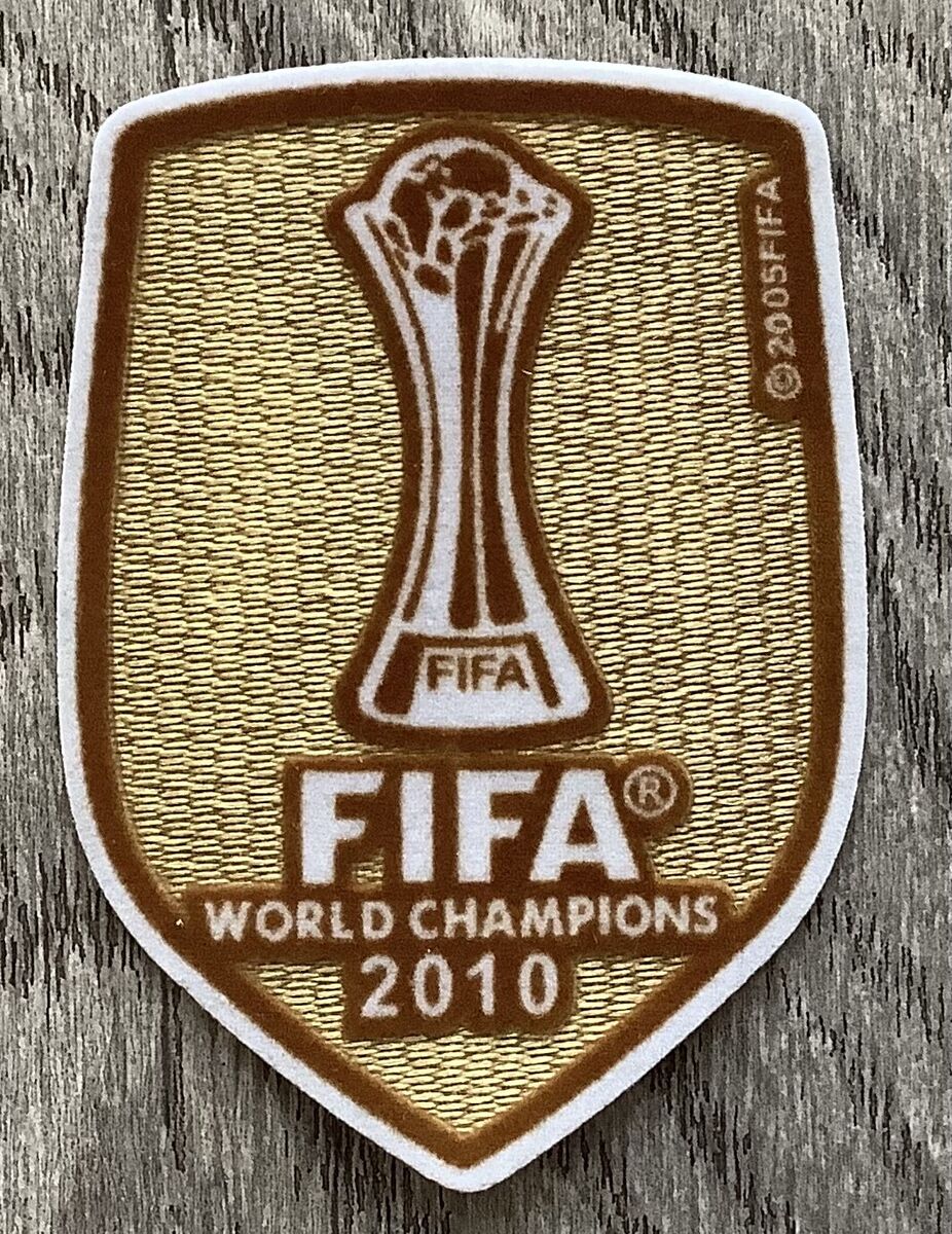 Barcelona honoured with FIFA World Champions Badge for third time