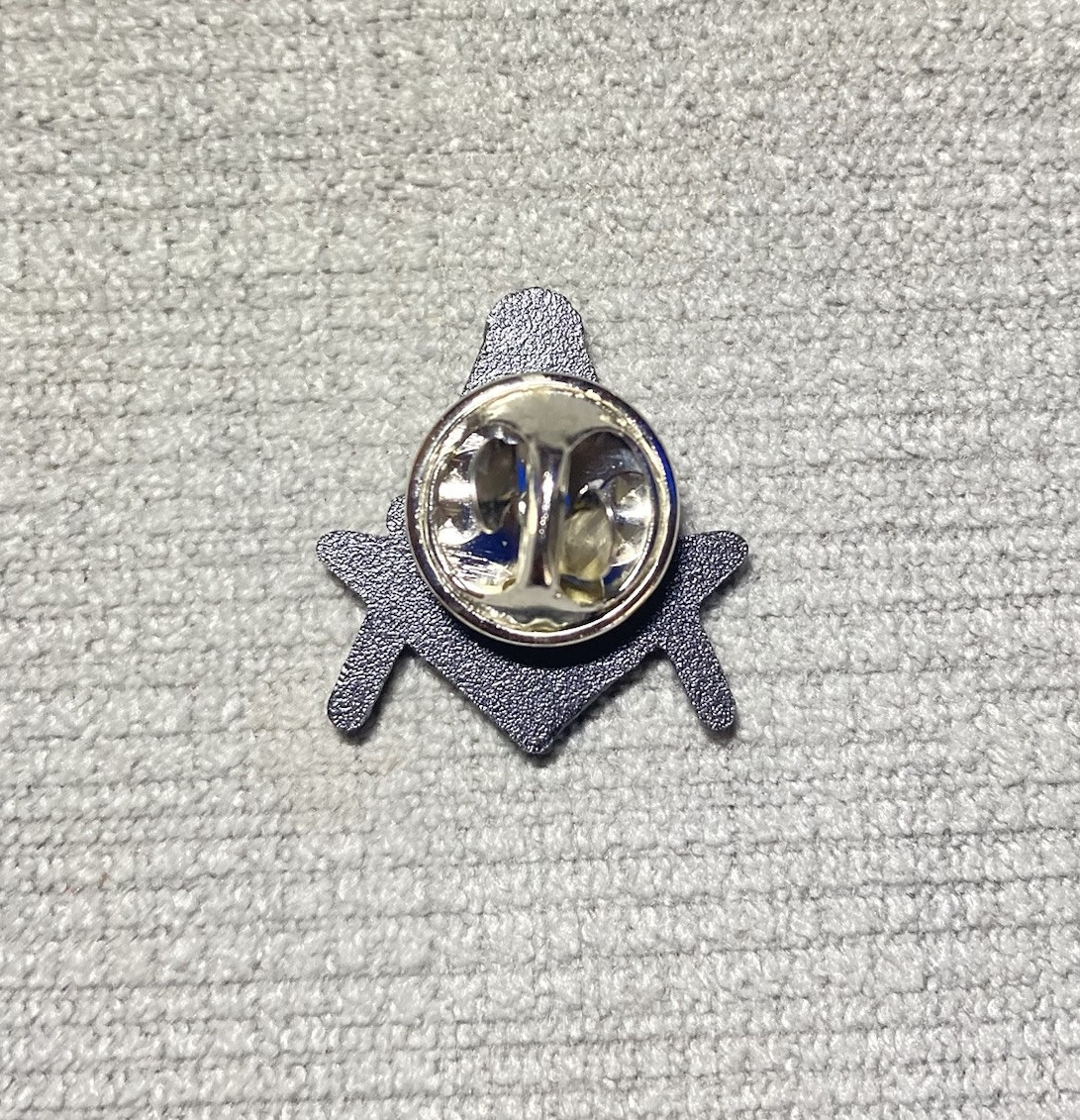 Widow’s Son Skull Square & Compass Masonic Lapel Pin – 1 Inch Tall, Silver, Butterfly Clutch Back