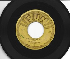 ROCKABILLY 45 -ELVIS PRESLEY - BABY LET'S PLAY HOUSE - PUSHMARKS- HEAR-1955 SUN