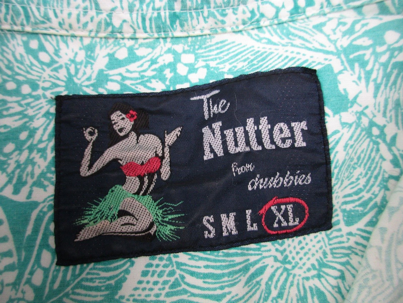 Mens XL Chubbies The Nutter hawaiian pullover shirt blue floral