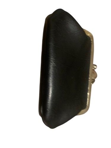 Vintage leather Black Kisslock Silver Coin Change Purse 1950’s Trifold 4”x2.5” - Afbeelding 3 van 12