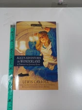 alice's adventures in wonderland & through the looking-glass by lewis carroll 