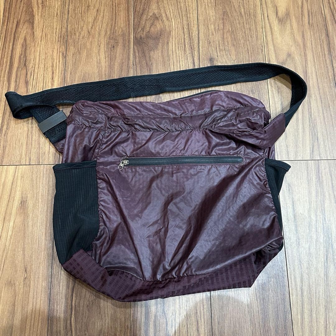 バッグ y2k patagonia Nylon shoulder bag Never Used Patagonia 22” Hard Shell Rare Large Gym Weekender