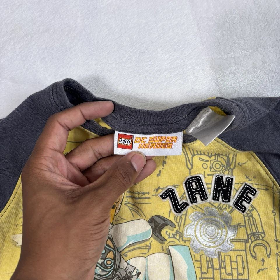 Lego DC Super Heroes Ninjago Zane Yellow Grey Shirt Kids Size 6/7 - Image 3 of 4