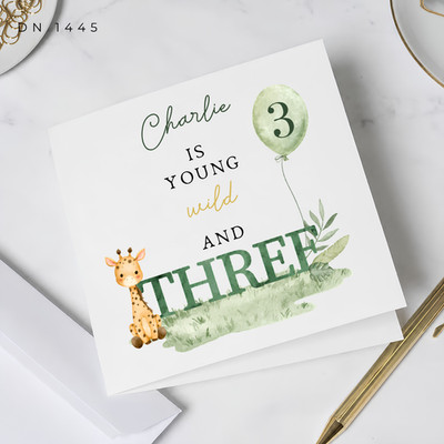 Personalisierte Karte Junge 3. Geburtstag Name Giraffe Ballon Wild Three Card