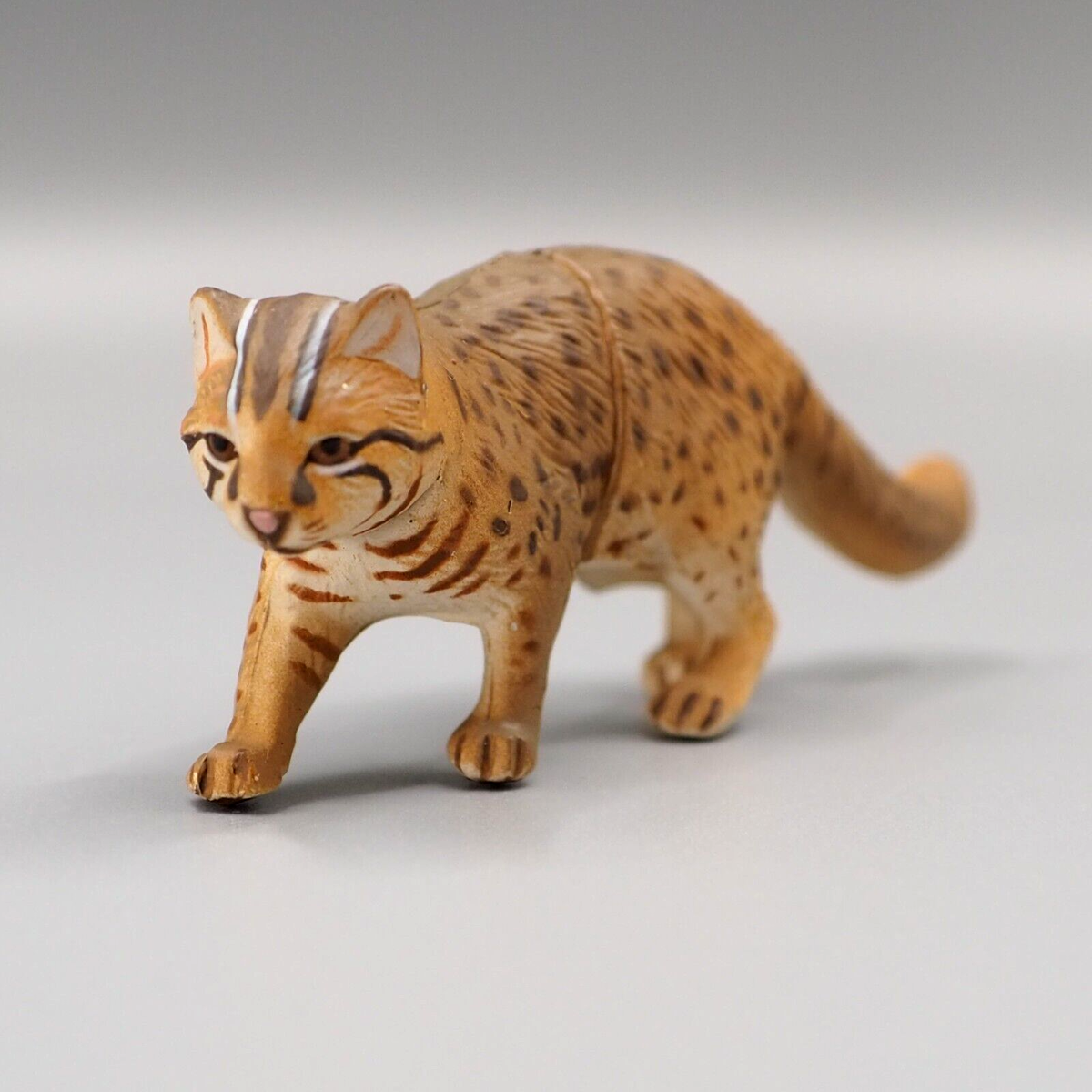 Tsushima leopard Cat Japanese Animal Figure Furuta Choco Egg Tsushima leopard Cat Japanese Animal Figure Furuta Choco Egg