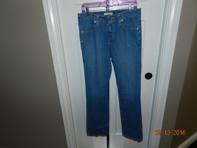 Women's Levi's 525 Boot Cut Jeans Medium Wash 8M