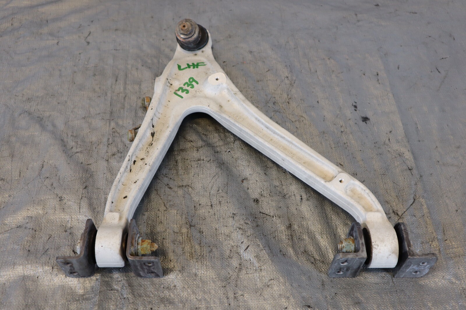 2014 AUDI R8 V8 QUATTRO AWD 4.2L OEM LH DRIVER FRONT LOWER CONTROL ARM #1339