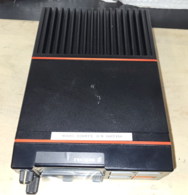 Ericsson D28MTX Orion Macom GE UHF Mobile Switchable Radio 806-870