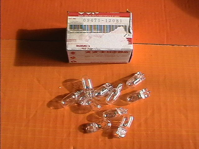 10X GENUINE SUZUKI PANEL BULB 09471-12081 12V 5W T10 CAPLESS 10X GENUINE SUZUKI PANEL BULB 09471-12081 12V 5W T10 CAPLESS