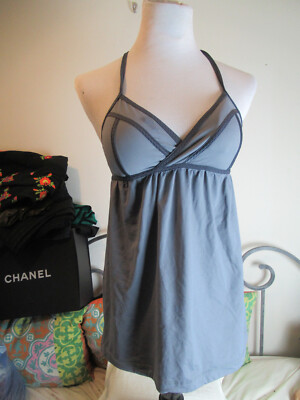 Lululemon Criss-Cross Straps Active Top w/Built-In Bra   Women's Size 6