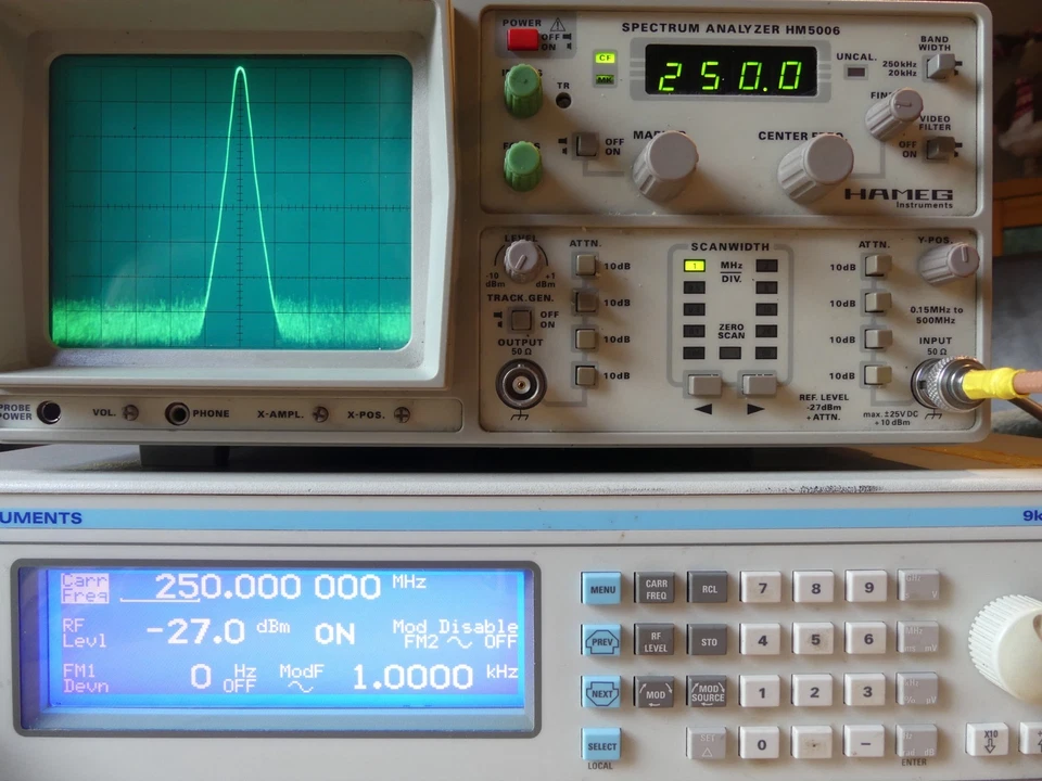 TOP: Hameg HM5006 Spectrum Analyzer 500MHz mit Tracking Generator - Bild 3 von 4